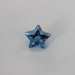 Циркон,форма звезда, р-р 10.00мм, цвят бял