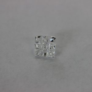 Циркон, каре V 12, р-р 8 х 8 мм, цвят бял