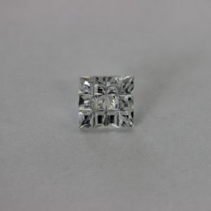 Циркон, каре V 12, р-р 8 х 8 мм, цвят бял